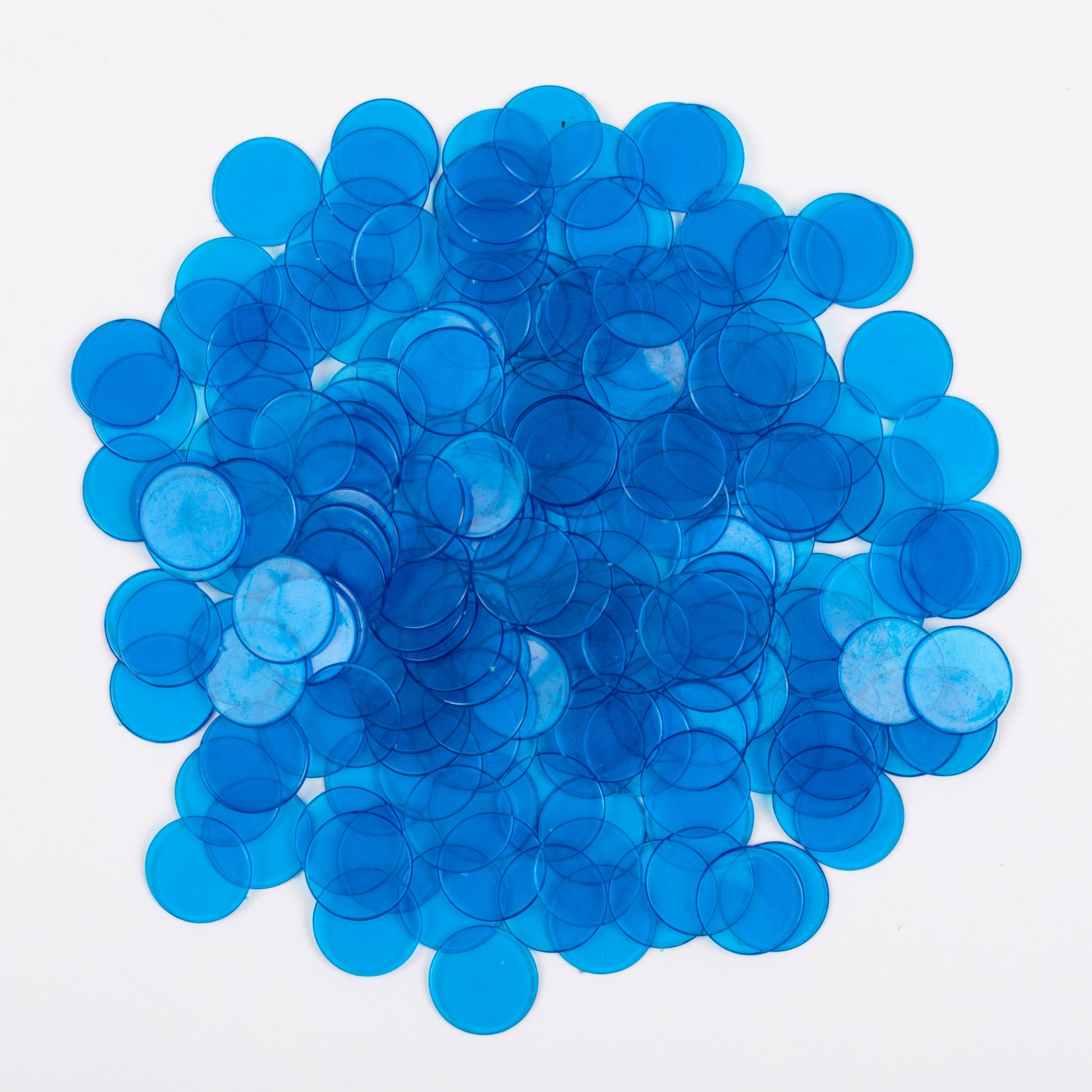 blue bingo chips, multi colored bingo chips, bingo accessories, bingo markers, bingo daubers, bingo, regal games bingo, regal games, bingo sets, family bingo
